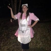 Jamrok_waitress